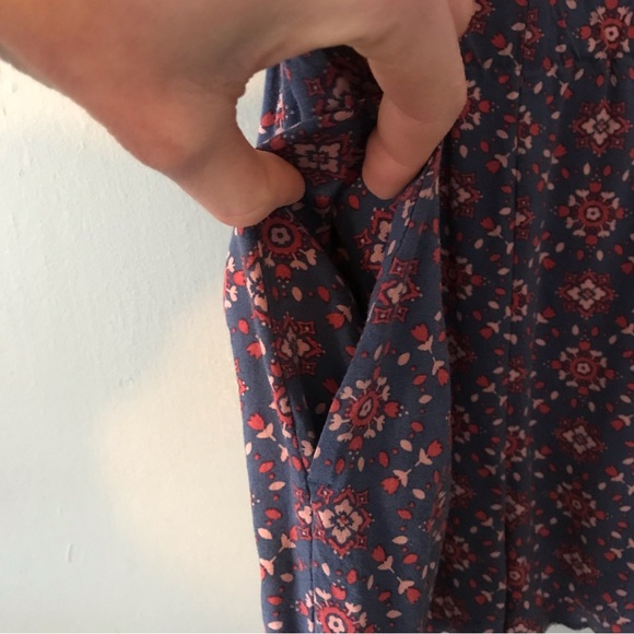 Wild Pearl Romper Size Medium - Picture 5 of 10